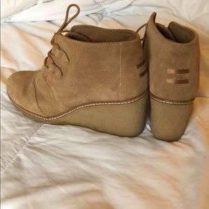 Tan TOMs Booties